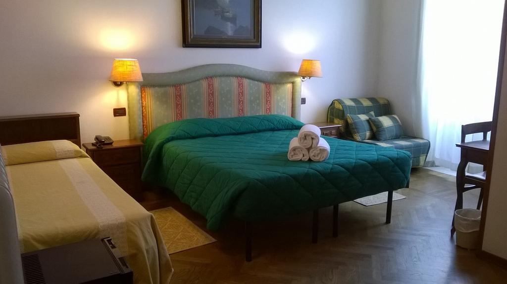 וירג'יו Hotel Ely חדר תמונה