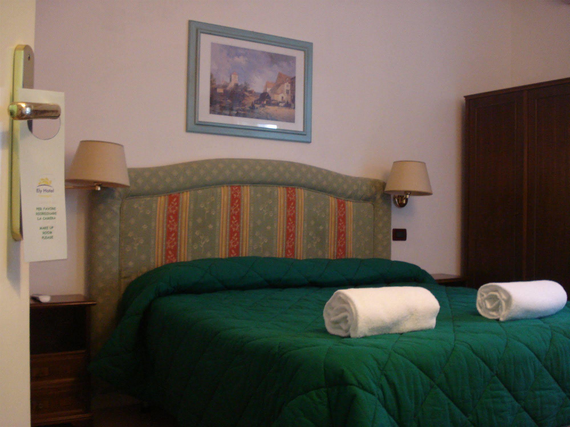 וירג'יו Hotel Ely מראה חיצוני תמונה